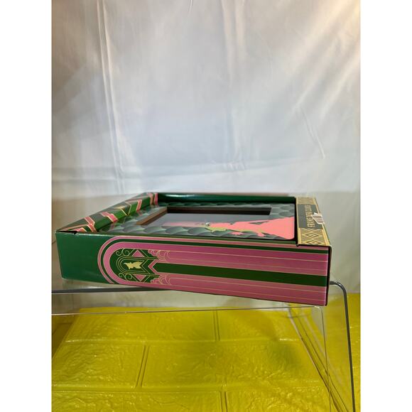 NEW Wicked Glinda Good Witch Frame Desk Clock Green - Picture 5 of 11